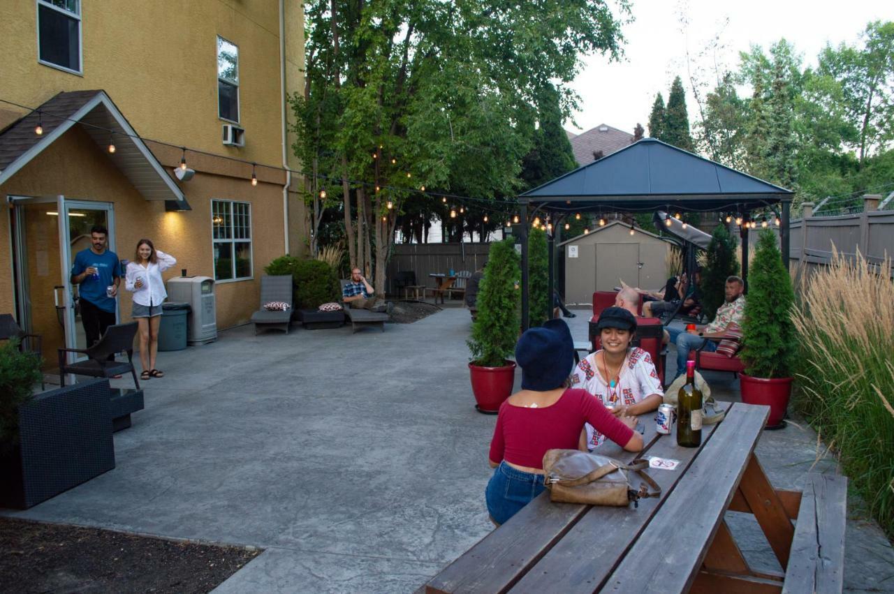 Hi Kelowna Hostel Exterior foto